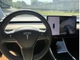 TESLA MODEL 3 2019/12 - 8