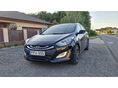 HYUNDAI I30 CW 1.6 CRDi LP Business tolatókamera. kulcs nélküli indítás. ülésfűtés. kormányfűtés. bőr-szövet kárpit