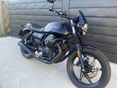 MOTO GUZZI V7 