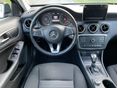 MERCEDES-BENZ A 180 2017/10 - 8
