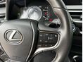 LEXUS UX 2022/8 - 18
