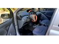 TOYOTA YARIS 2002/6 - 10