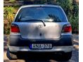 TOYOTA YARIS 2002/6 - 8