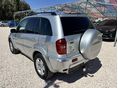 TOYOTA RAV 4 2004/12 - 7