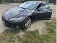 TESLA MODEL S 2014/12 - 4