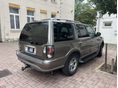 LINCOLN NAVIGATOR 2002/5 - 3