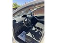 TOYOTA YARIS 2010/4 - 9