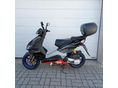 APRILIA SR 50 Factory 2920 km! Újszerű!
