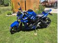 SUZUKI GSR 750 