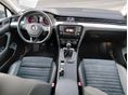 VOLKSWAGEN PASSAT VIII 2017 - 4