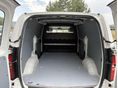 HYUNDAI H-1 2017/9 - 6