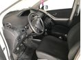 TOYOTA YARIS 2011/12 - 7