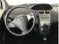 TOYOTA YARIS 2011/12 - 8