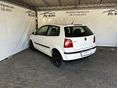 VOLKSWAGEN POLO 2003 - 5