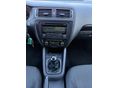 VOLKSWAGEN JETTA VI 2011/1 - 19