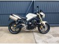 TRIUMPH STREET TRIPLE 675 2009/3 - 5