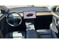 TESLA MODEL Y 2023/2 - 5