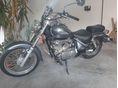 SUZUKI VL 250 (INTRUDER) 