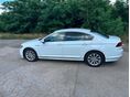 VOLKSWAGEN PASSAT 2018/5 - 8