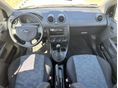 FORD FIESTA 2004 - 11