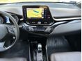 TOYOTA C-HR 2018/6 - 9