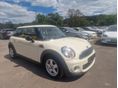 MINI MINI ONE 2013/6 - 7