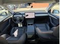 TESLA MODEL Y 2023/6 - 18