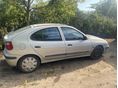 RENAULT MEGANE 1999 - 3