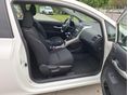 TOYOTA AURIS 2012/10 - 8