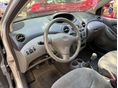 TOYOTA YARIS 1999/8 - 6