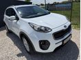 KIA SPORTAGE 1.7 CRDi LX Winter Edition 1. TULAJDONOS. VEZETETT SZERVIZKÖNYV. 2 KULCS