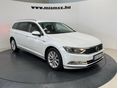 VOLKSWAGEN PASSAT VIII Variant 2.0 TDI BMT SCR Highline ACC.Navigáció.Félbőr.magyarországi.vezetett szervizkönyv.megkímélt állapotban