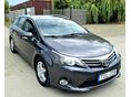 TOYOTA AVENSIS Wagon 2.0 D-4D Business Nagyon szép Állapotban! Park Kamera. Tempomat. + Téli gumi garnitúra