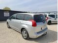 PEUGEOT 5008 2010 - 3