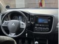 MITSUBISHI OUTLANDER 2013/10 - 4