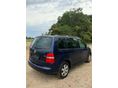 VOLKSWAGEN TOURAN 2004/5 - 3