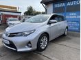 TOYOTA AURIS Touring Sports 1.6 Live vonóhorog.tolatókamera.téli-nyári kerék.szervizkönyv