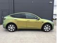 TESLA MODEL Y 2023/2 - 5