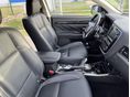 MITSUBISHI OUTLANDER 2016/10 - 8