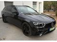 MERCEDES-BENZ E 300 2022/4 - 2