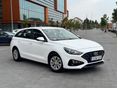 HYUNDAI I30 1.6 CRDi LP Life MAGYAR. 1. TULAJ. VEZETETT SZERVIZTÖRTÉNET. 27% ÁFA