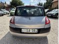 RENAULT MEGANE 2003/7 - 6