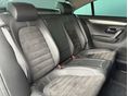 VOLKSWAGEN PASSAT 2009/10 - 18