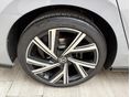 VOLKSWAGEN GOLF VIII 2022/1 - 16