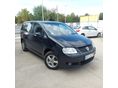 VOLKSWAGEN TOURAN 2004 - 3