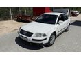 VOLKSWAGEN PASSAT 2001/11 - 3