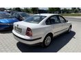 VOLKSWAGEN PASSAT 2001/11 - 6
