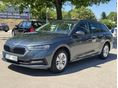 SKODA OCTAVIA Combi 2.0 TDI SCR Ambition DSG / Mo.-i / 1. tulajdonos / Valós km / Végig vezetett szk. /