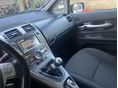 TOYOTA AURIS 2.2 D-4D Premium Active