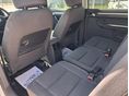 VOLKSWAGEN TOURAN 2004/6 - 9